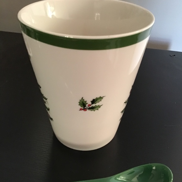 Spode Christmas Tree Mug and Spoon Set - Picture 3 of 3